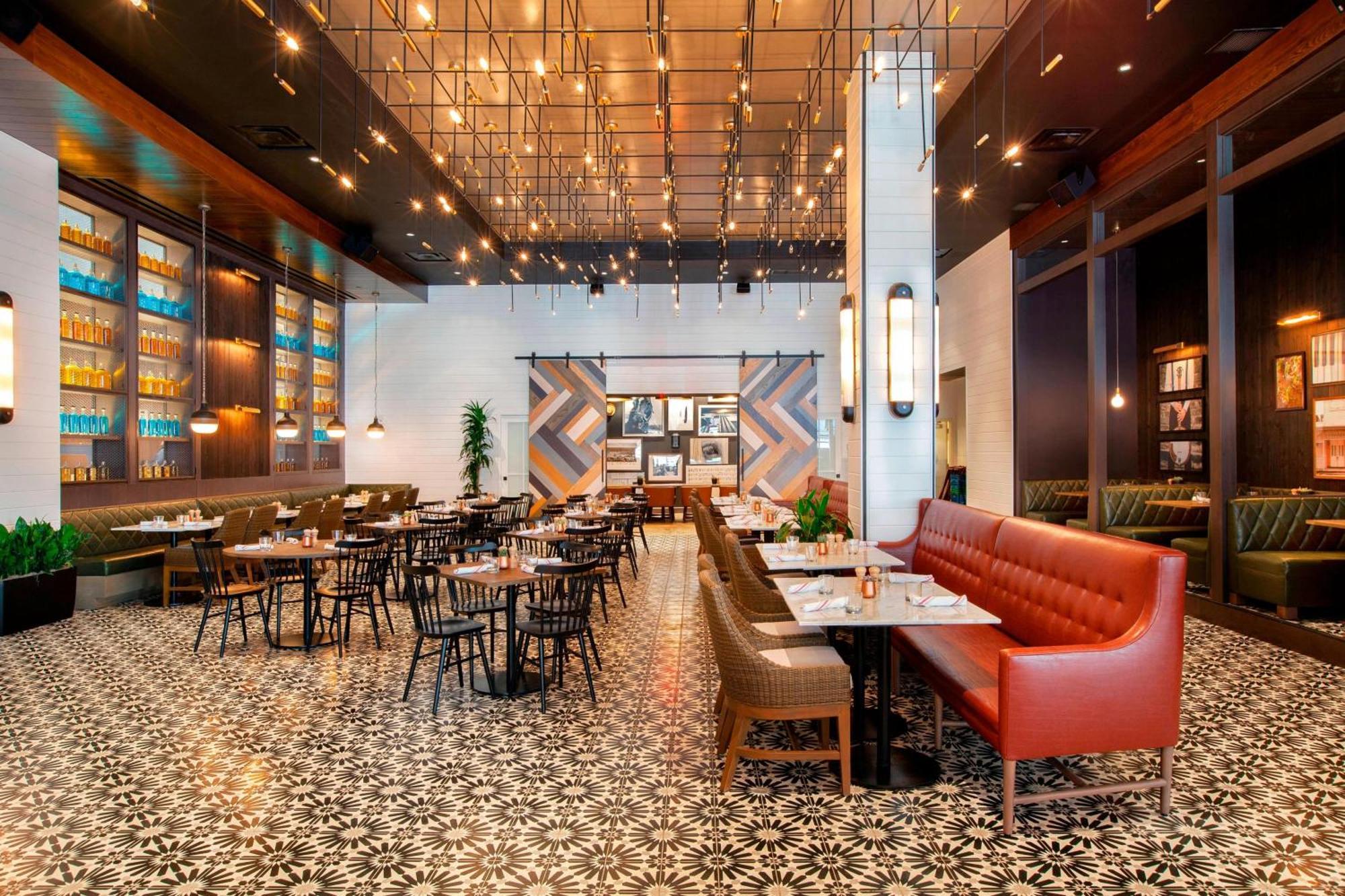 Louisville Marriott Downtown Екстериор снимка
